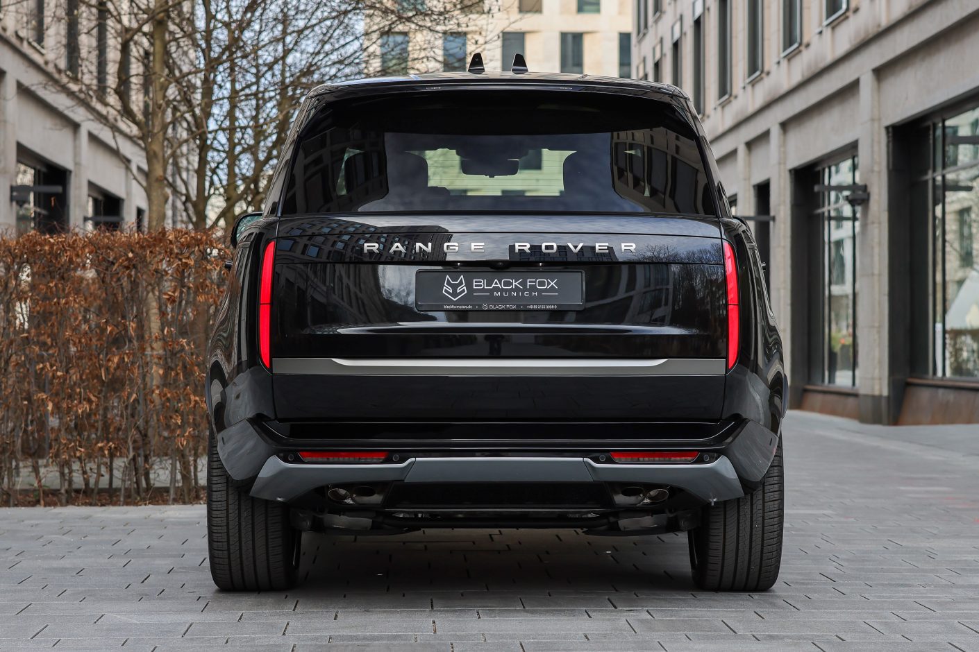 Land Rover Range Rover P530 Autobiography | Black Fox Munich