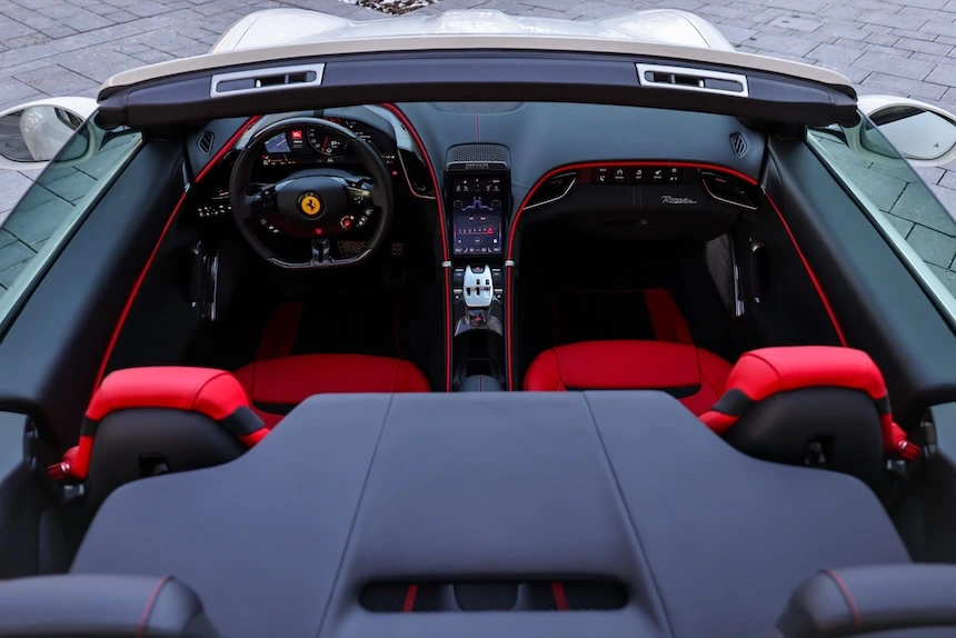 Ferrari Roma Spider