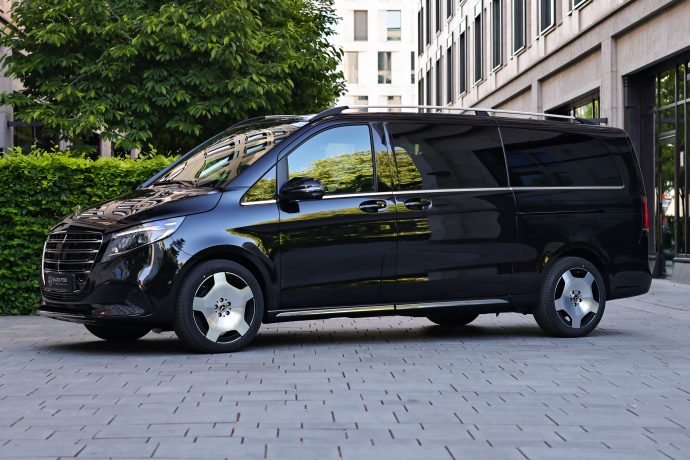 Mercedes-Benz V300