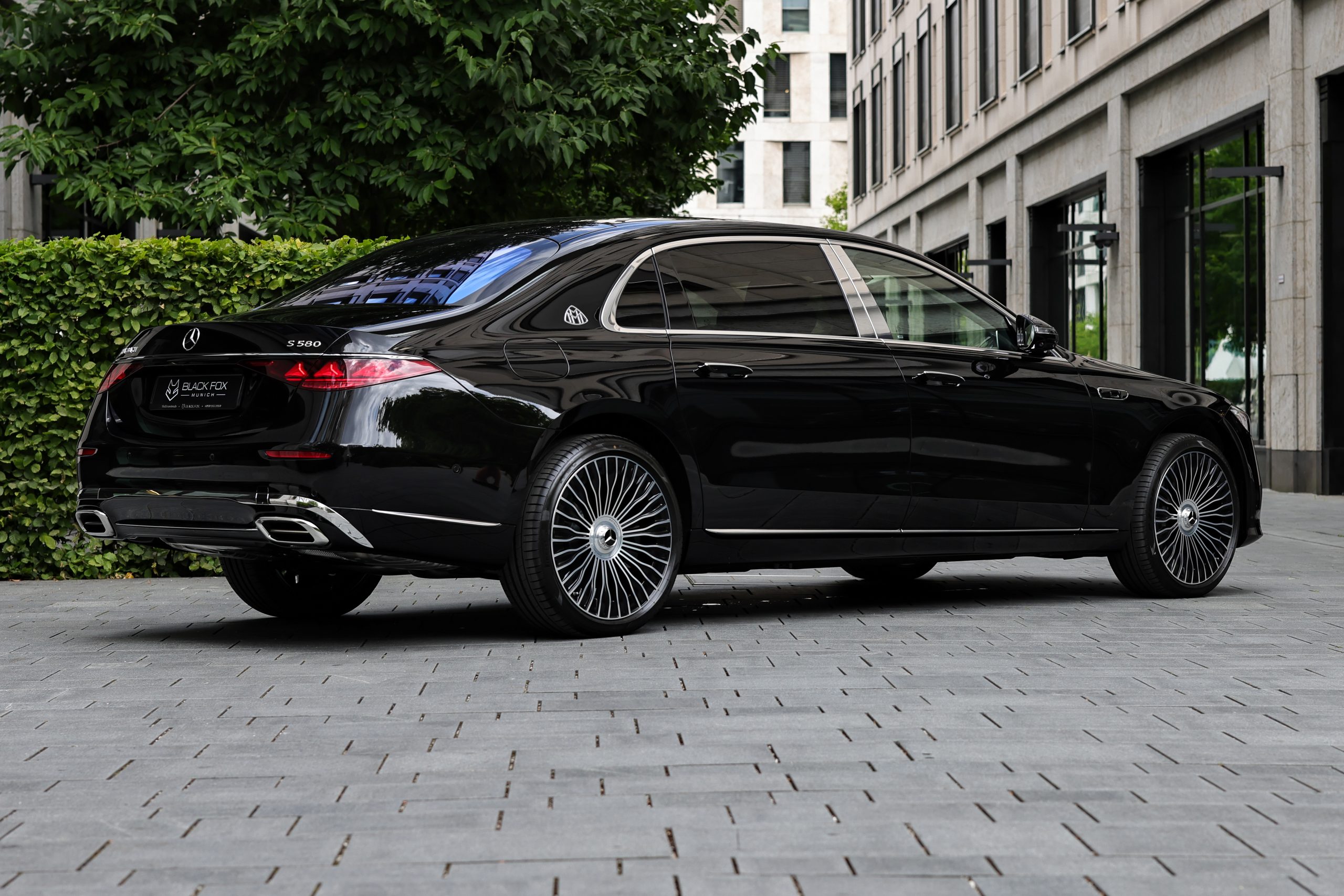 Mercedes-Benz S580